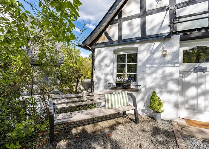 بيت للعطل Fachwerk-ferienhaus 1764 *